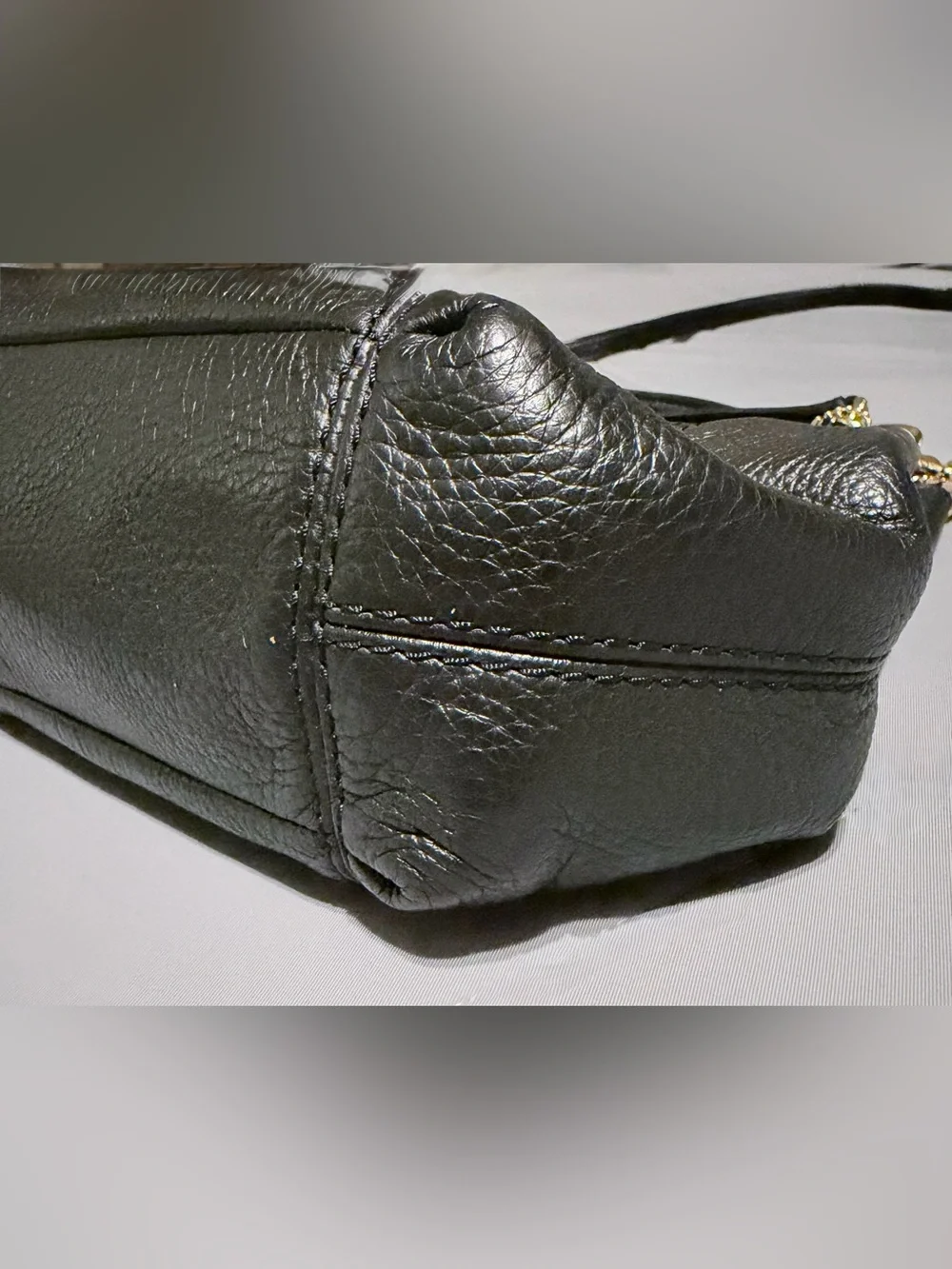 Coach elegant shoulder